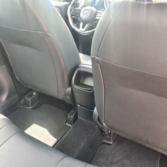 MERCEDES-BENZ GLB 180 d Automatic Business Extra MOTORE MERCEDES
