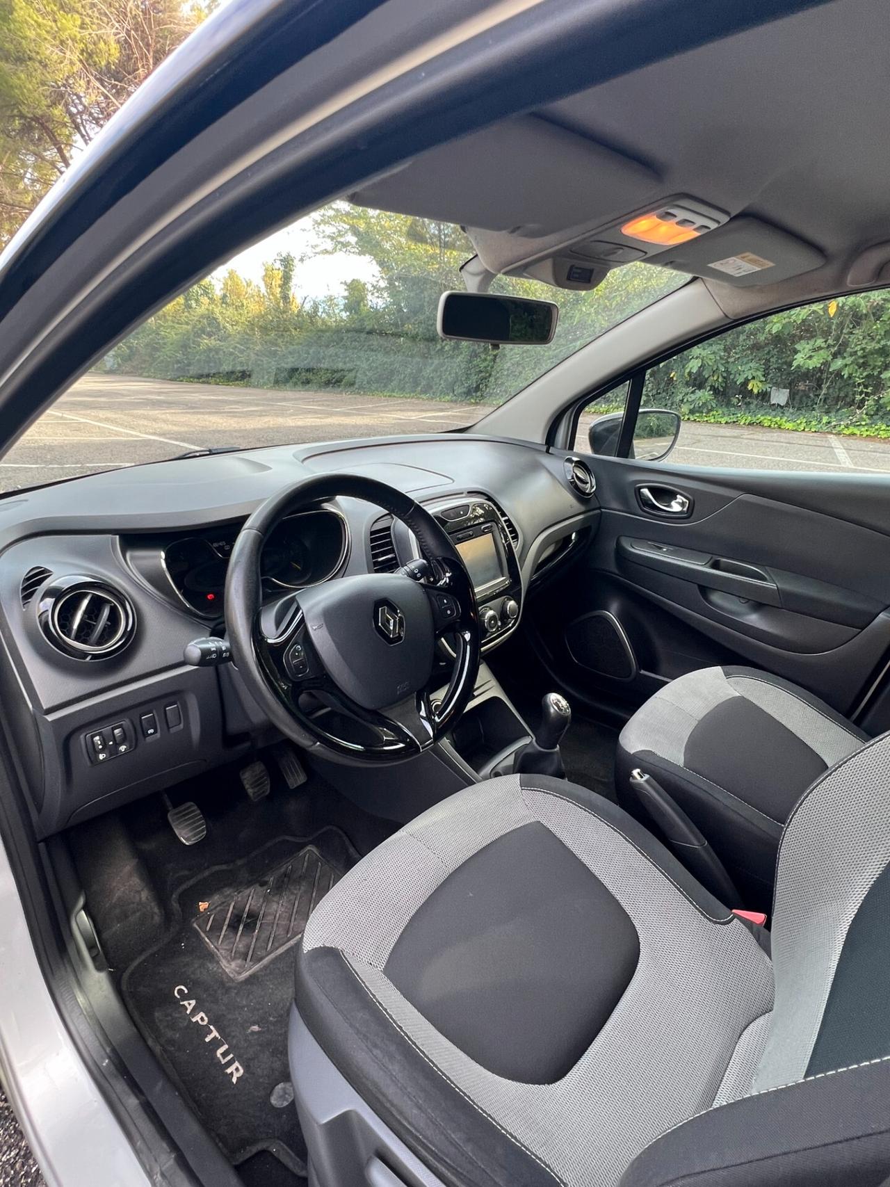 ADATTA PER NEOPATENTATI Renault Captur 1.5 dCi 8V 90 CV Start&Stop Energy R-Link