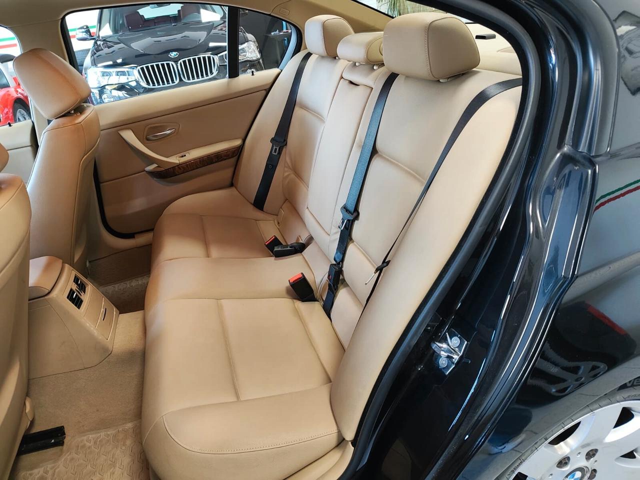 Bmw 320i BENZINA
