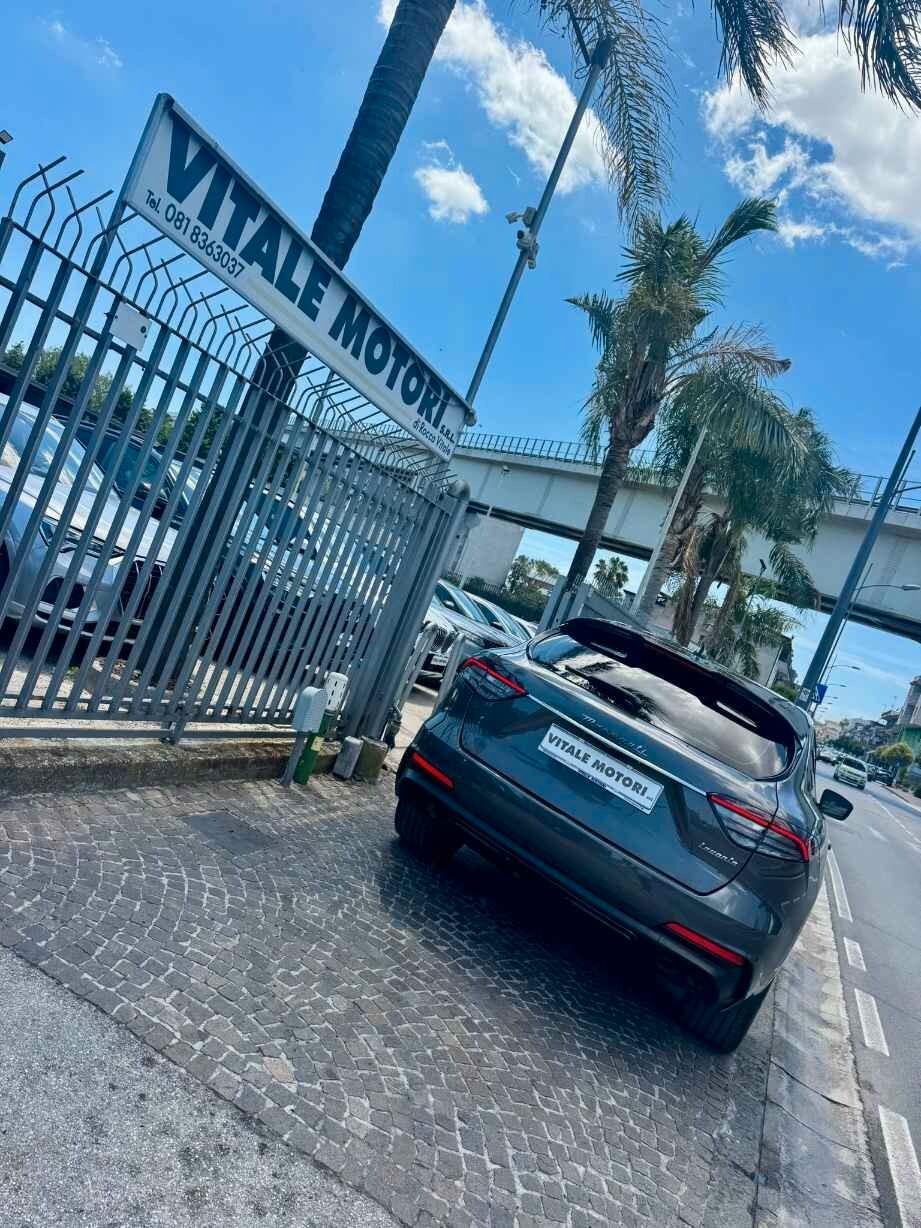 MASERATI LEVANTE MHEV 330 CV AWD GT