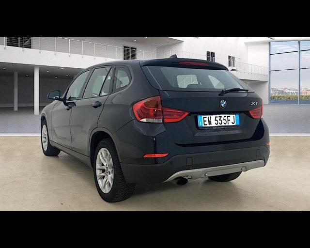 BMW X1 sdrive18d my12