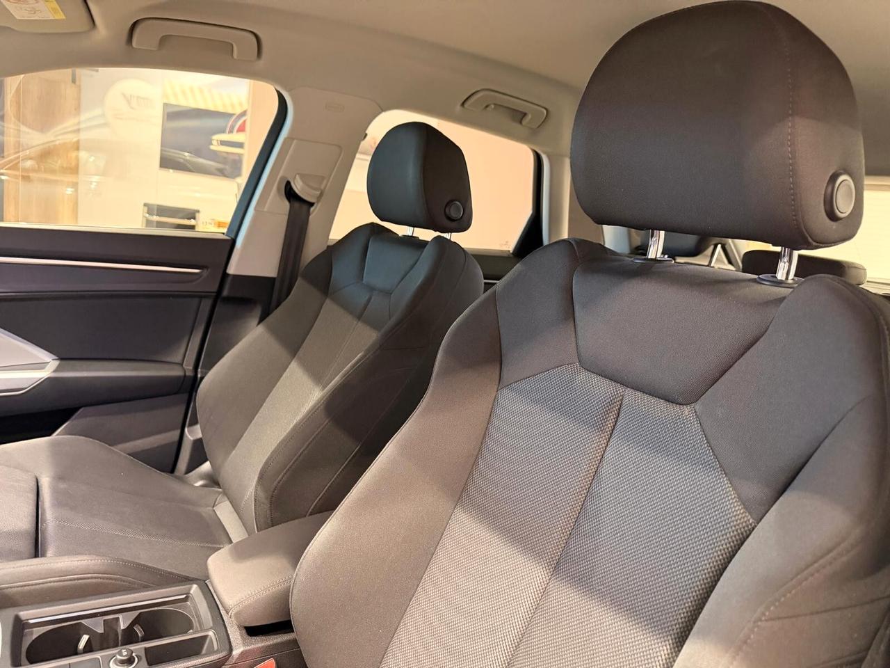 Audi Q3 35 TDI S tronic line edition