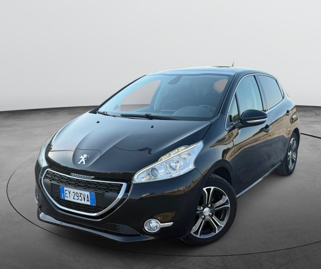 Peugeot 208 PureTech 82 5 porte Allure
