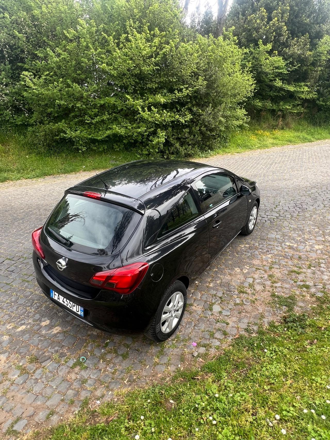 Opel Corsa 1.4 90CV GPL - NEOPATENTATI