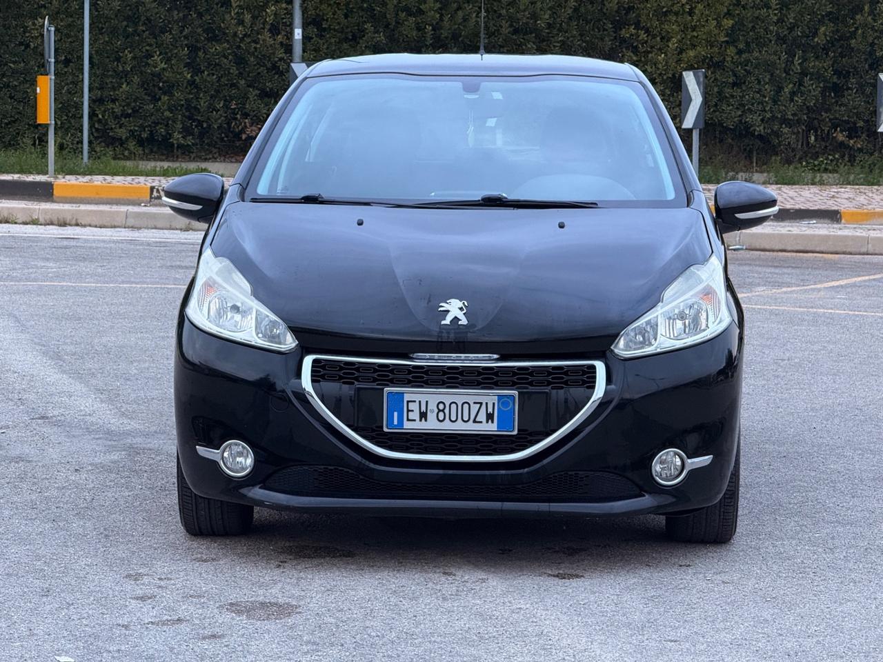 Peugeot 208 2014 GPL GARANZIA 12 MESI