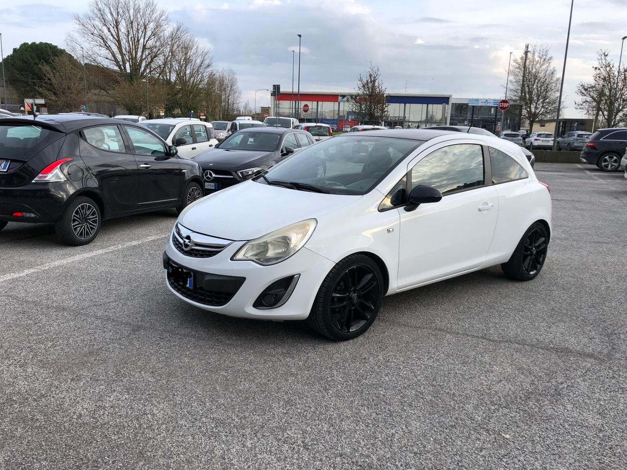 Opel Corsa 1.2 3 porte One