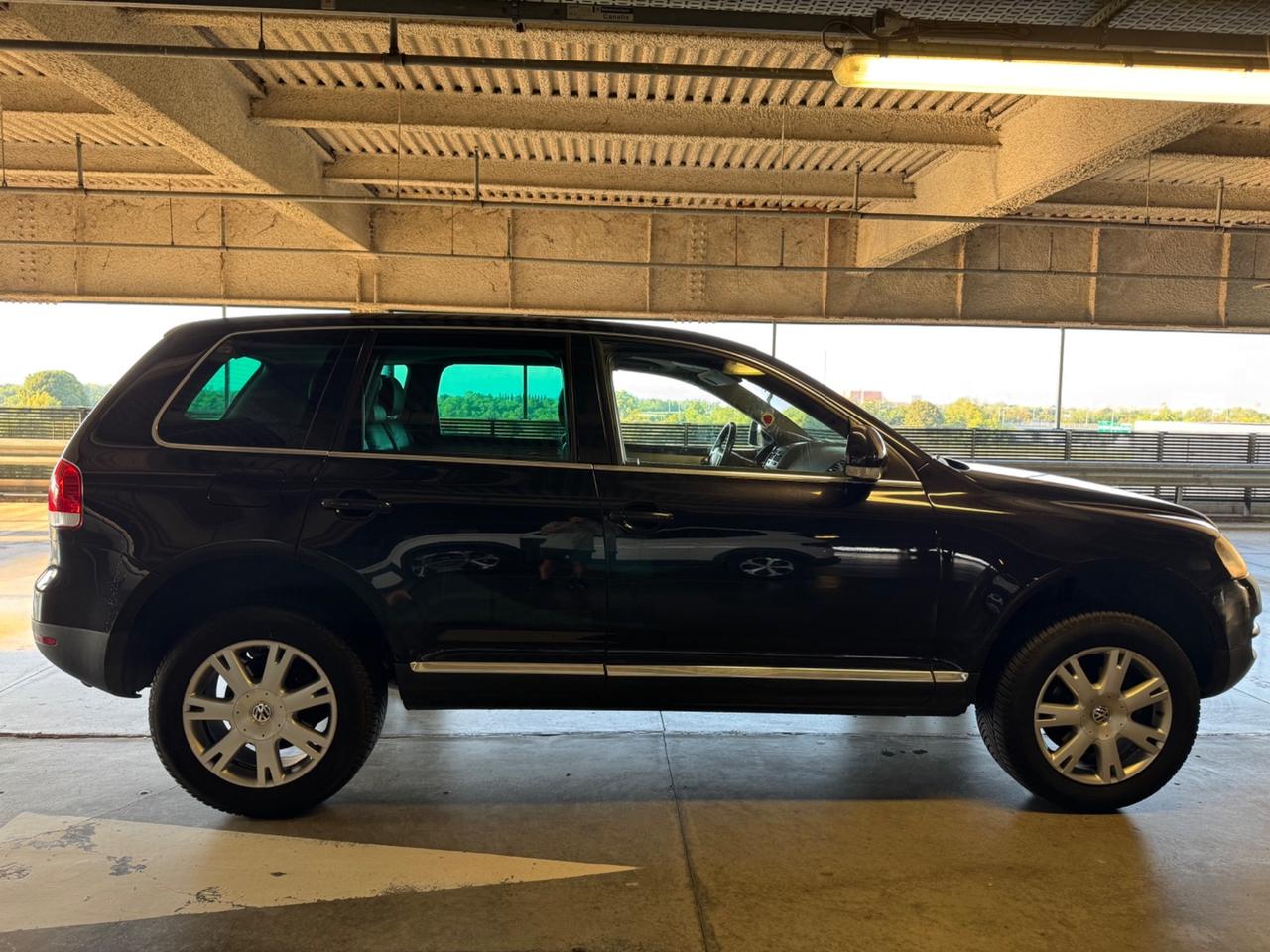 Volkswagen Touareg 2.5 R5 TDI 4x4