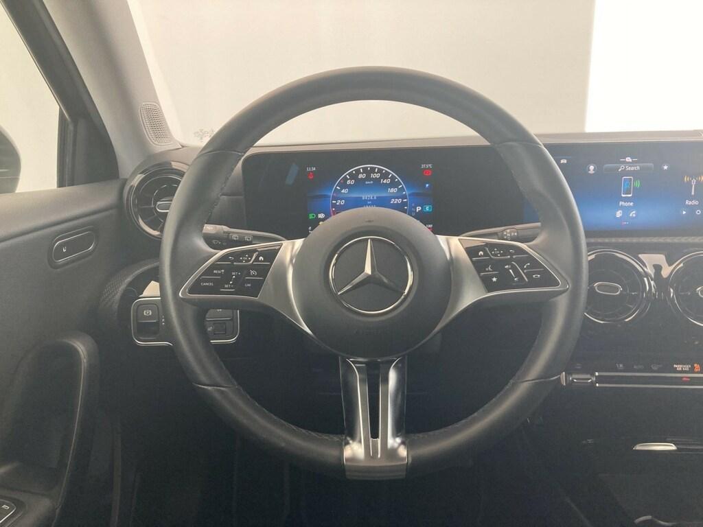 Mercedes Classe A 180 180 D Advanced 8G-DCT