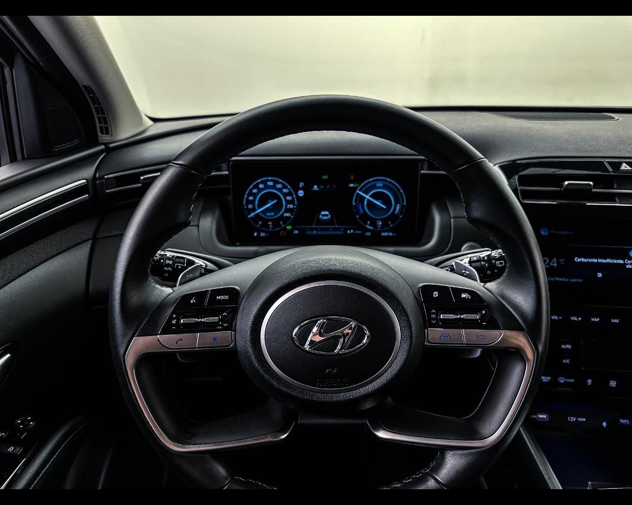 HYUNDAI Tucson 1.6 HEV aut. XLine