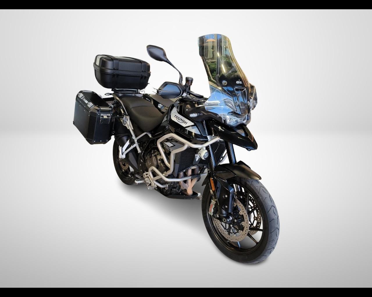 TRIUMPH Tiger 900 - GT Pro