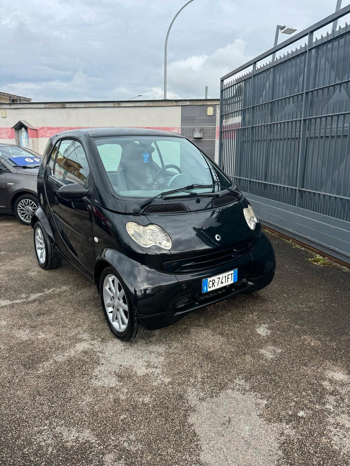 Smart ForTwo smart forTwo Fortwo 0.8 cdi Smart