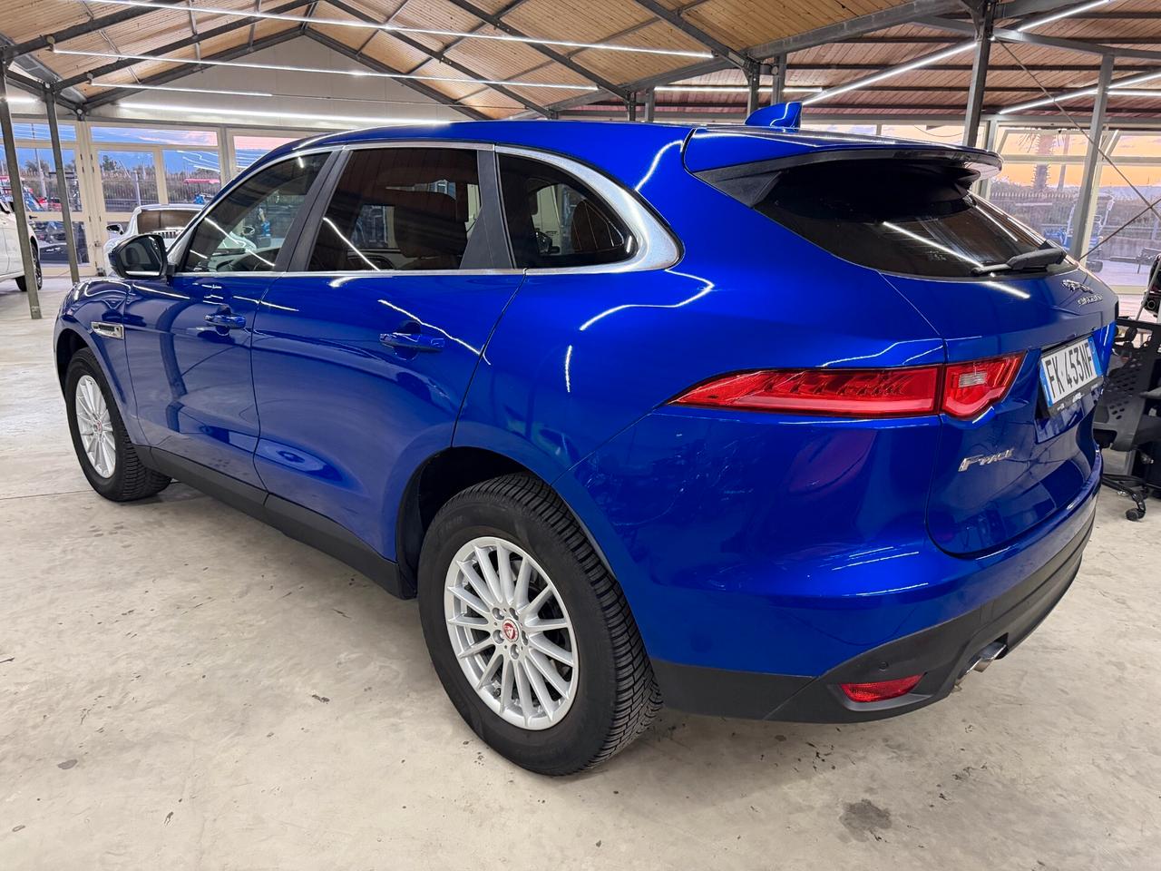 Jaguar F-Pace 2.0 D 180 CV - 24 MESI DI GARANZIA