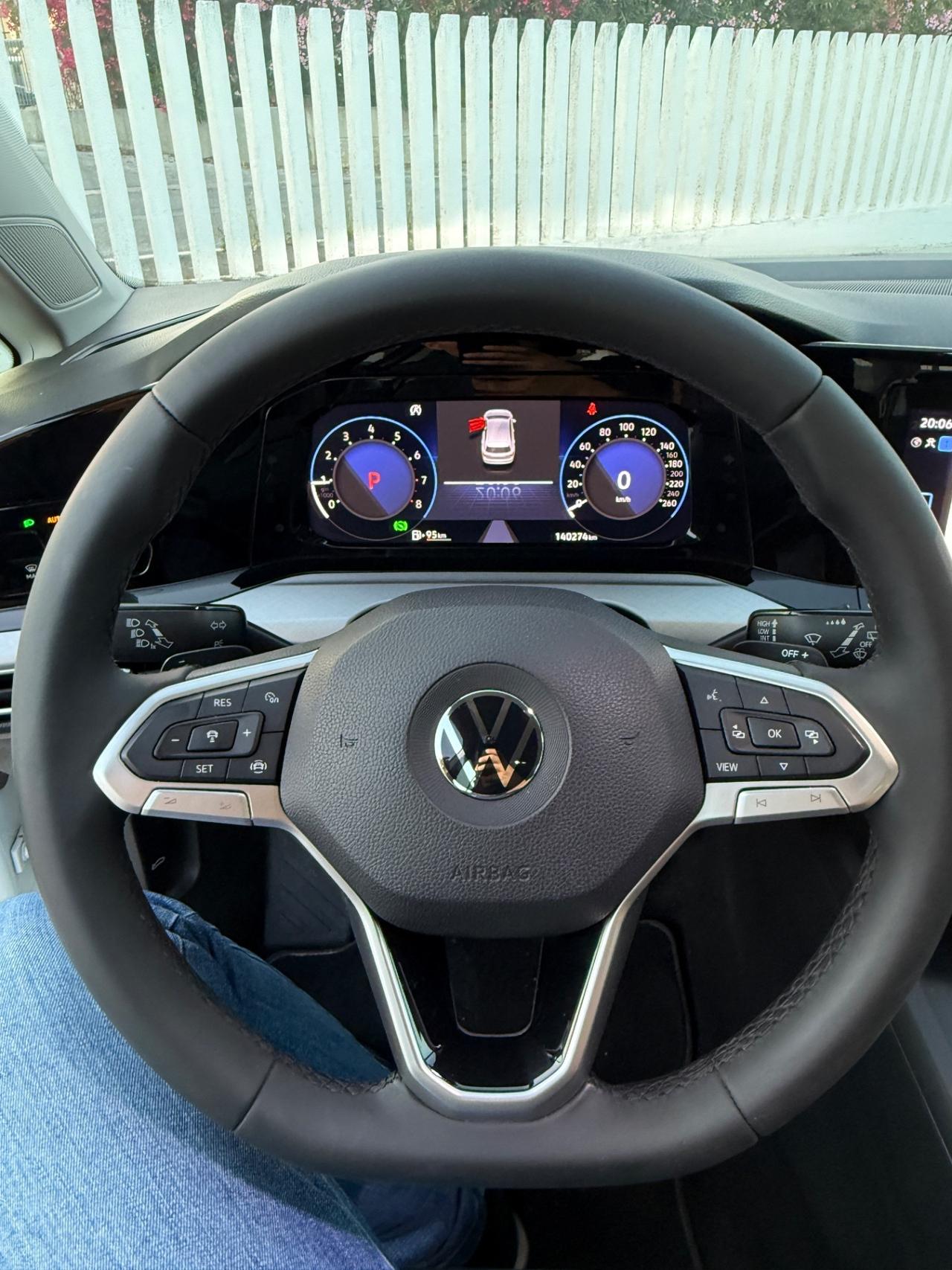 Volkswagen Golf 1.0 eTSI EVO DSG Life