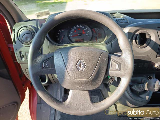RENAULT Master 120.33 2.5 dCi +IVA 22%