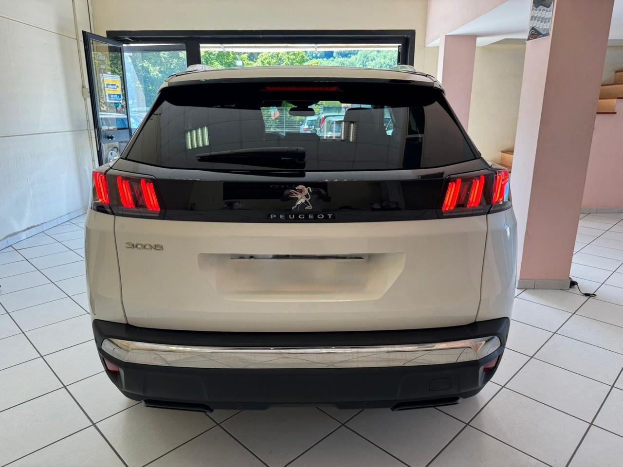 Peugeot 3008 BlueHDi 130 S&S EAT8 Allure Pack