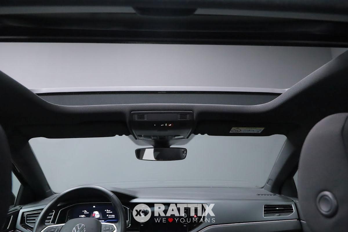 Volkswagen Taigo 1.0 TSI 115CV R-Line + tetto apribile