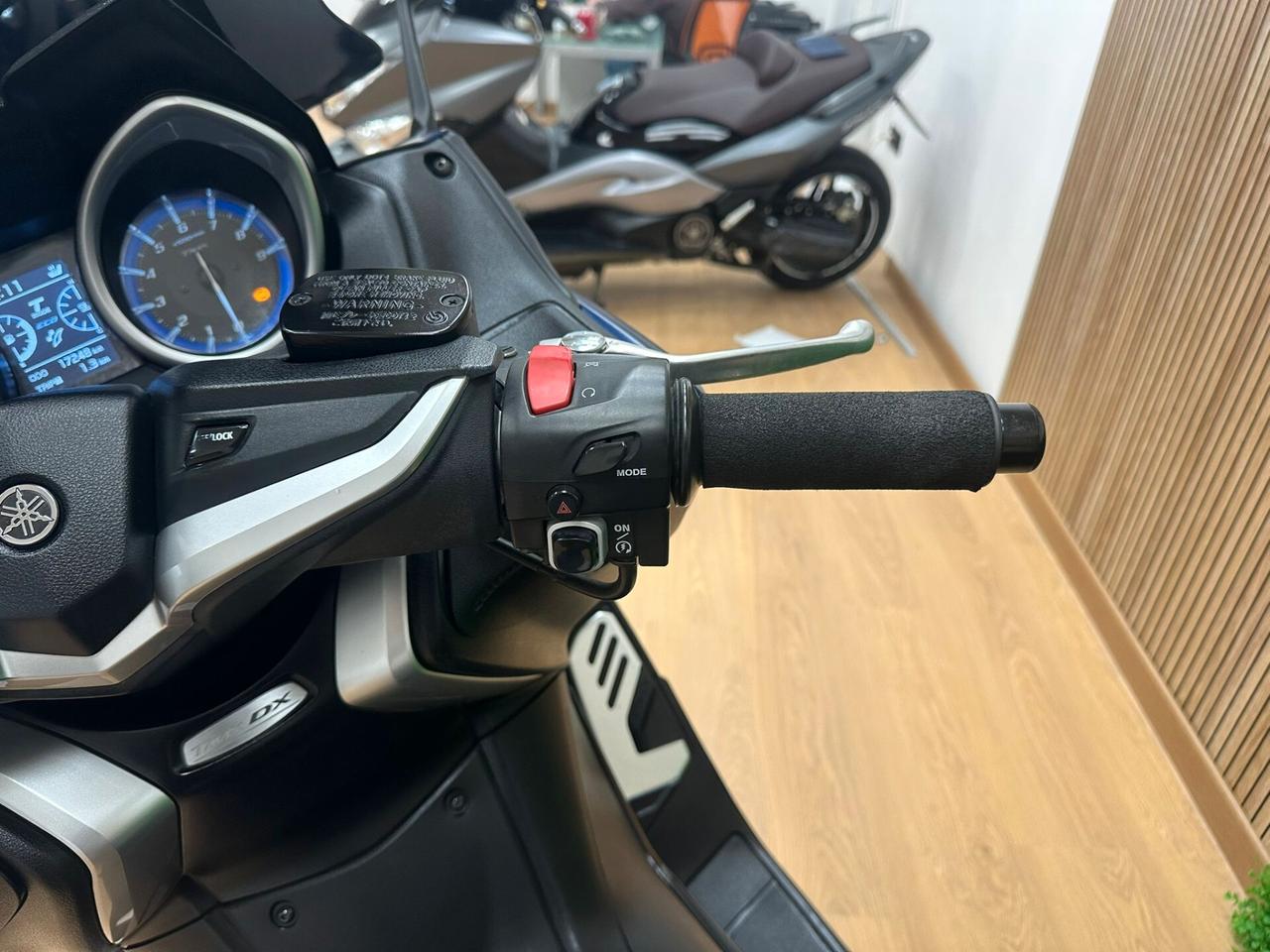 YAMAHA TMAX T MAX T-MAX 530 DX 2019 - DA 129€ AL MESE