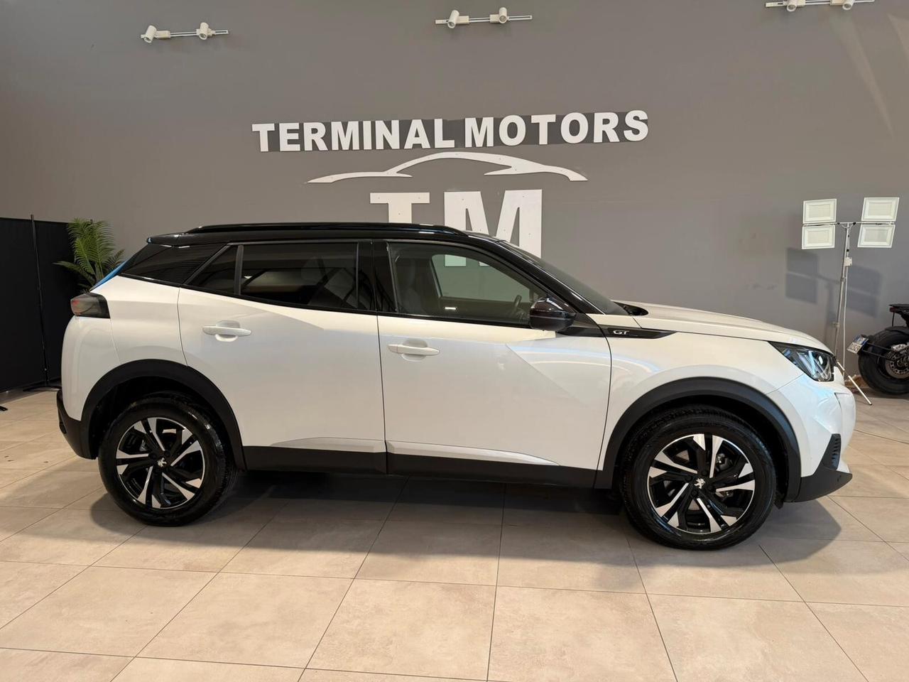 Peugeot 2008 BlueHDi 130 S&S EAT8 GT