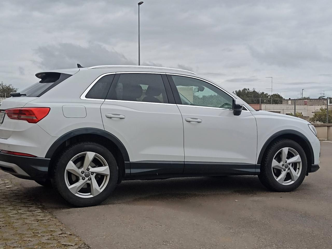 AUDI Q3 2.0 TDI 150cv STRONIC 09/2019 BIXENO/NAVI/SENSORI POST/