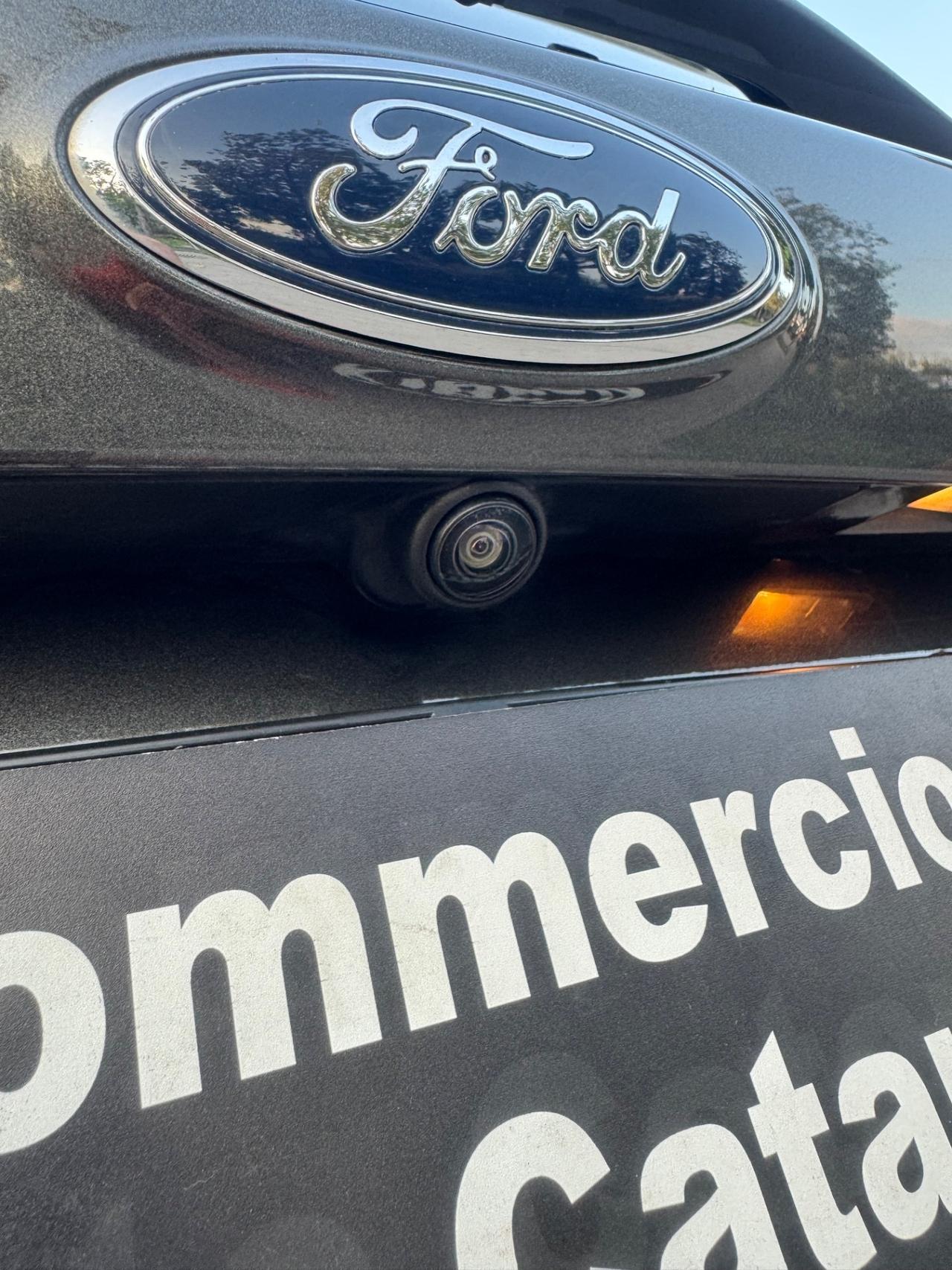 Ford Kuga 1.5 TDCI TITANIUM