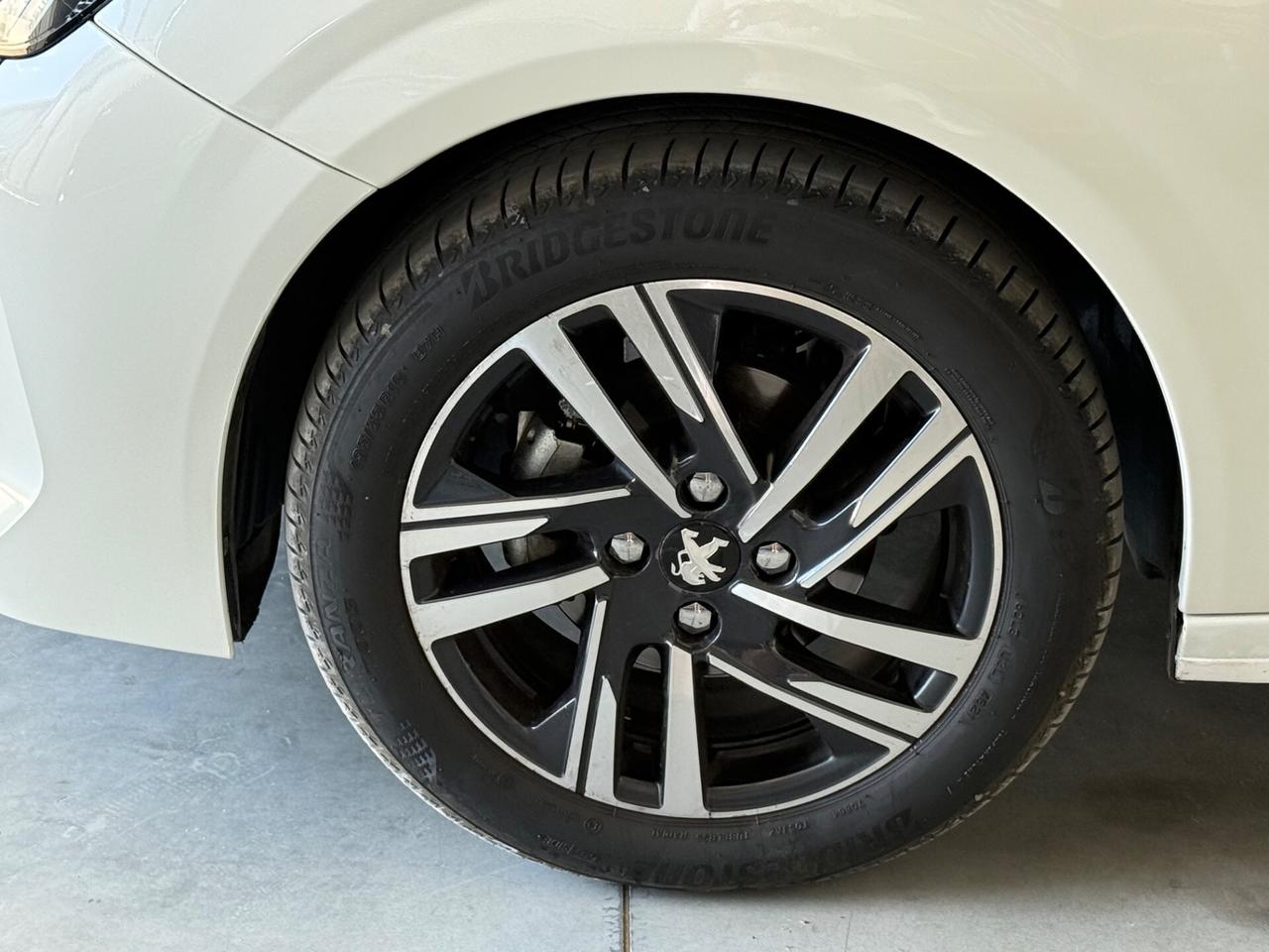 Peugeot 208 PureTech 75 Stop&Start 5 porte Allure