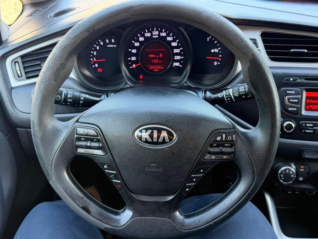 Kia Ceed cee'd 1.4 CRDi 5 porte Cool