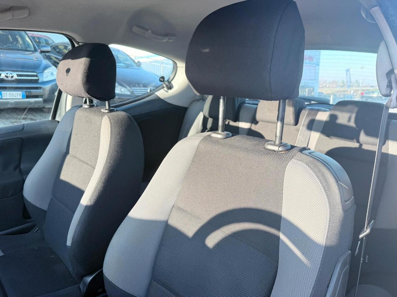 Peugeot 207 1.4 BENZINA 2006 NEOP.