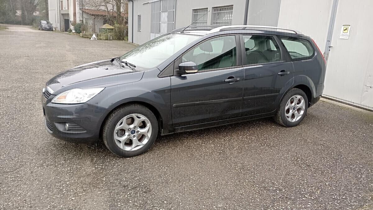 Ford Focus Style Wagon 2.0 Titanium -Gpl -