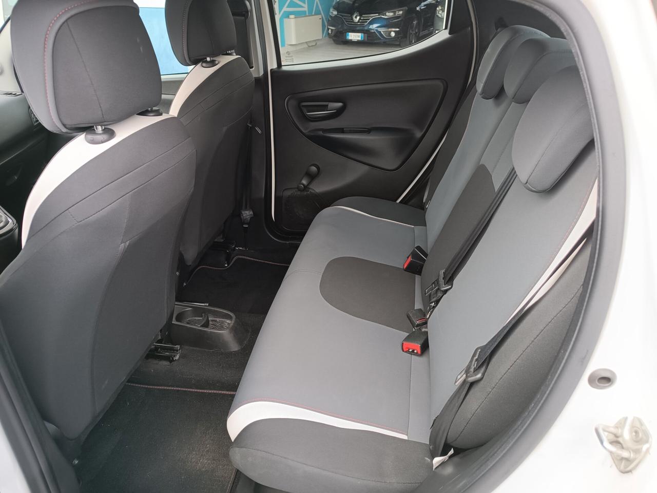 Lancia Ypsilon 1.2 69 CV 5 porte Elle