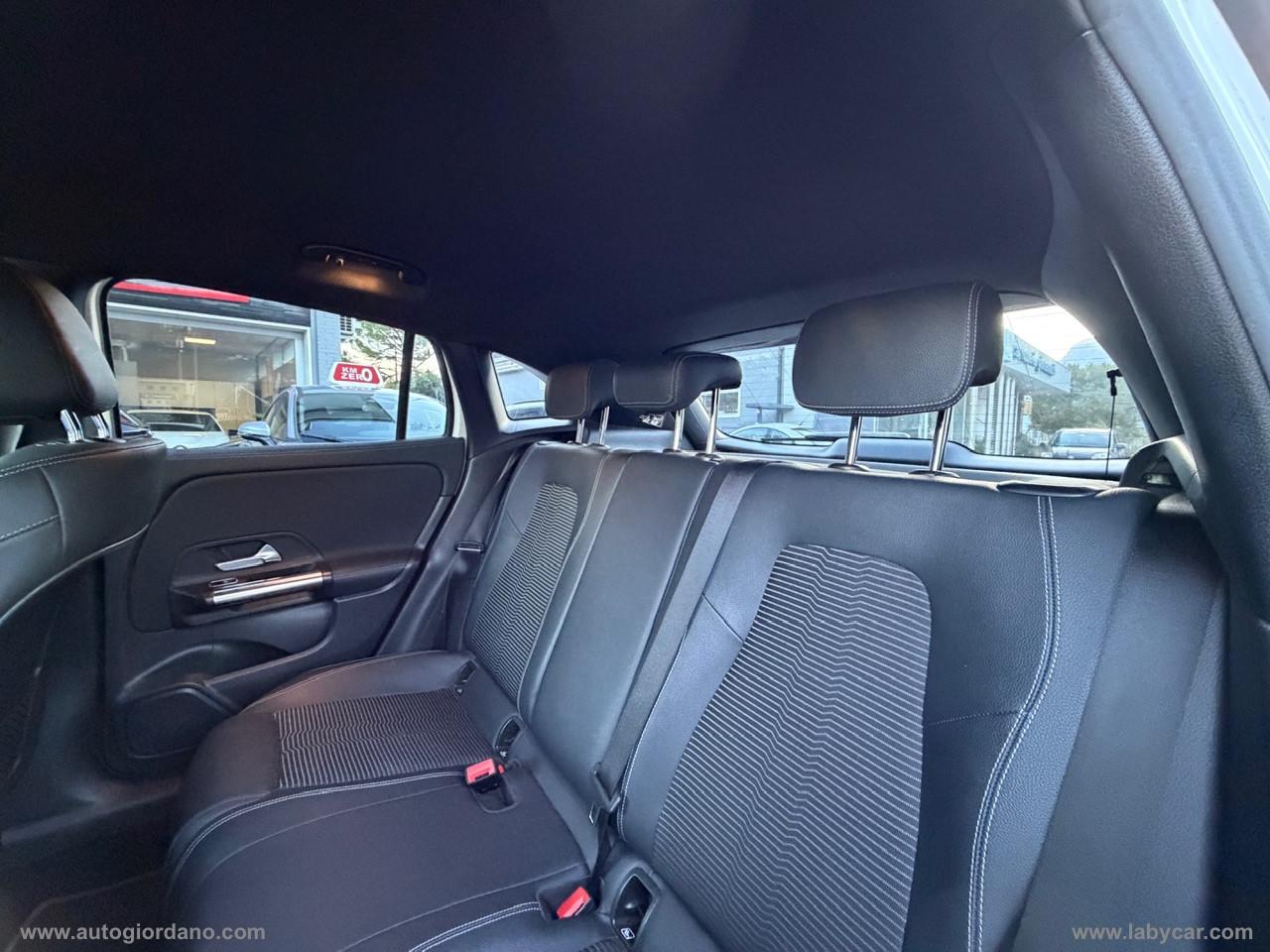 MERCEDES-BENZ GLA 200 d Automatic 4Matic Sport Plus GANCIO TRAINO VERTICALE MERCEDES