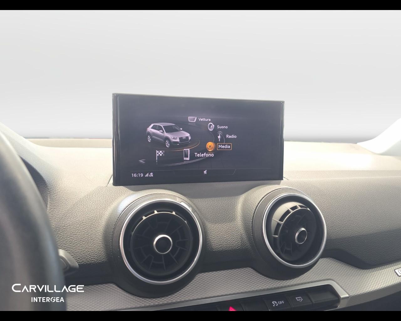 AUDI Q2 35 1.5 tfsi Business