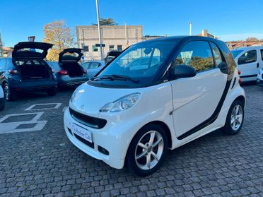 Smart ForTwo 1000 52 kW MHD coupé pure