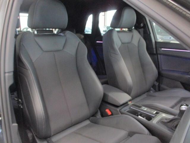 Audi Q3 SUV (35) Blackline 2.0 TDI 150CV S-Tronic