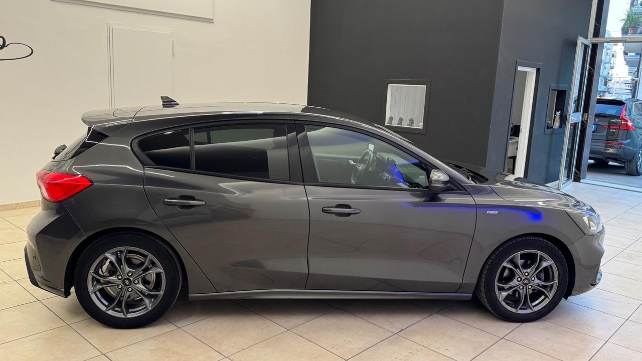 Ford Focus 1.5 EcoBlue 120 CV 5p. ST-Line