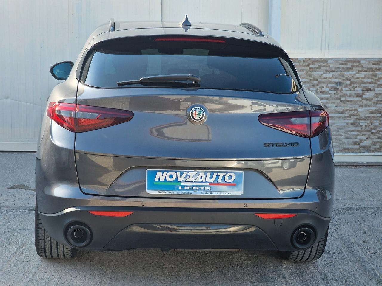 Alfa Romeo Stelvio 2.2 Turbodiesel 160 CV AT8 RWD Sport-Tech