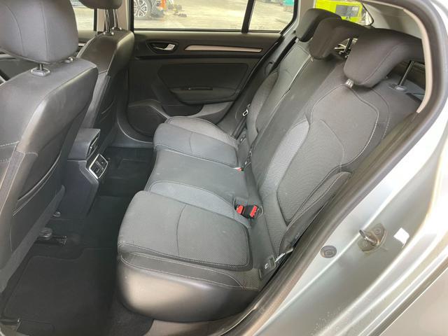RENAULT Megane SPORTER BLUE DCI 115CV EQUILIBRE