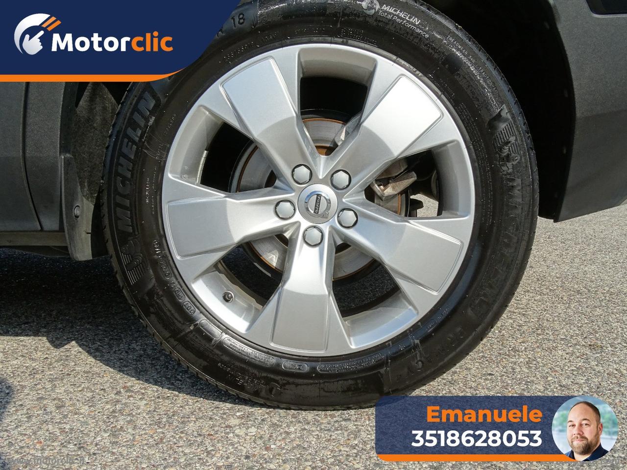 VOLVO XC40 T3 Momentum Core