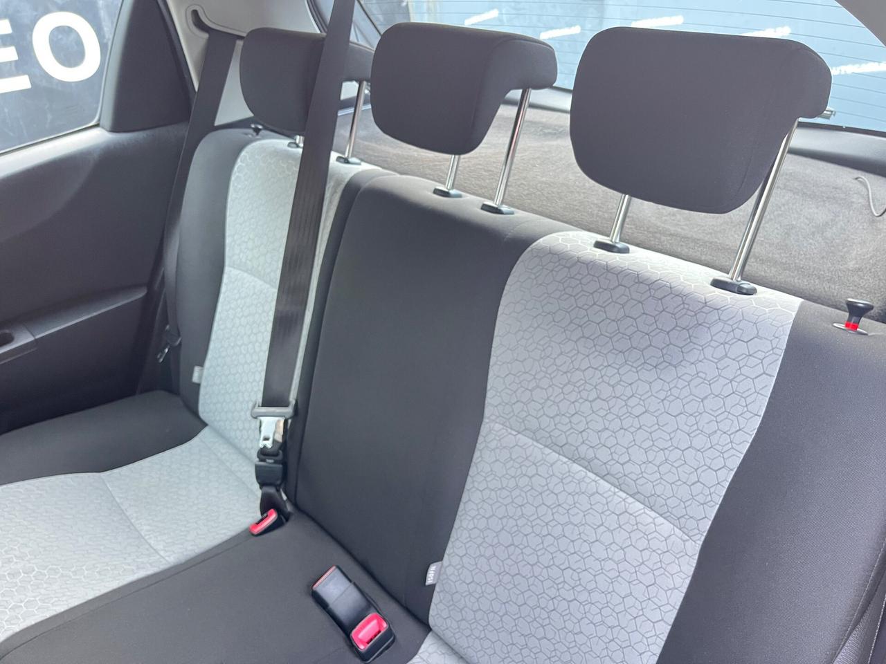 Toyota Yaris 1.0 BENZINA Lounge” tagliandi Toyota”