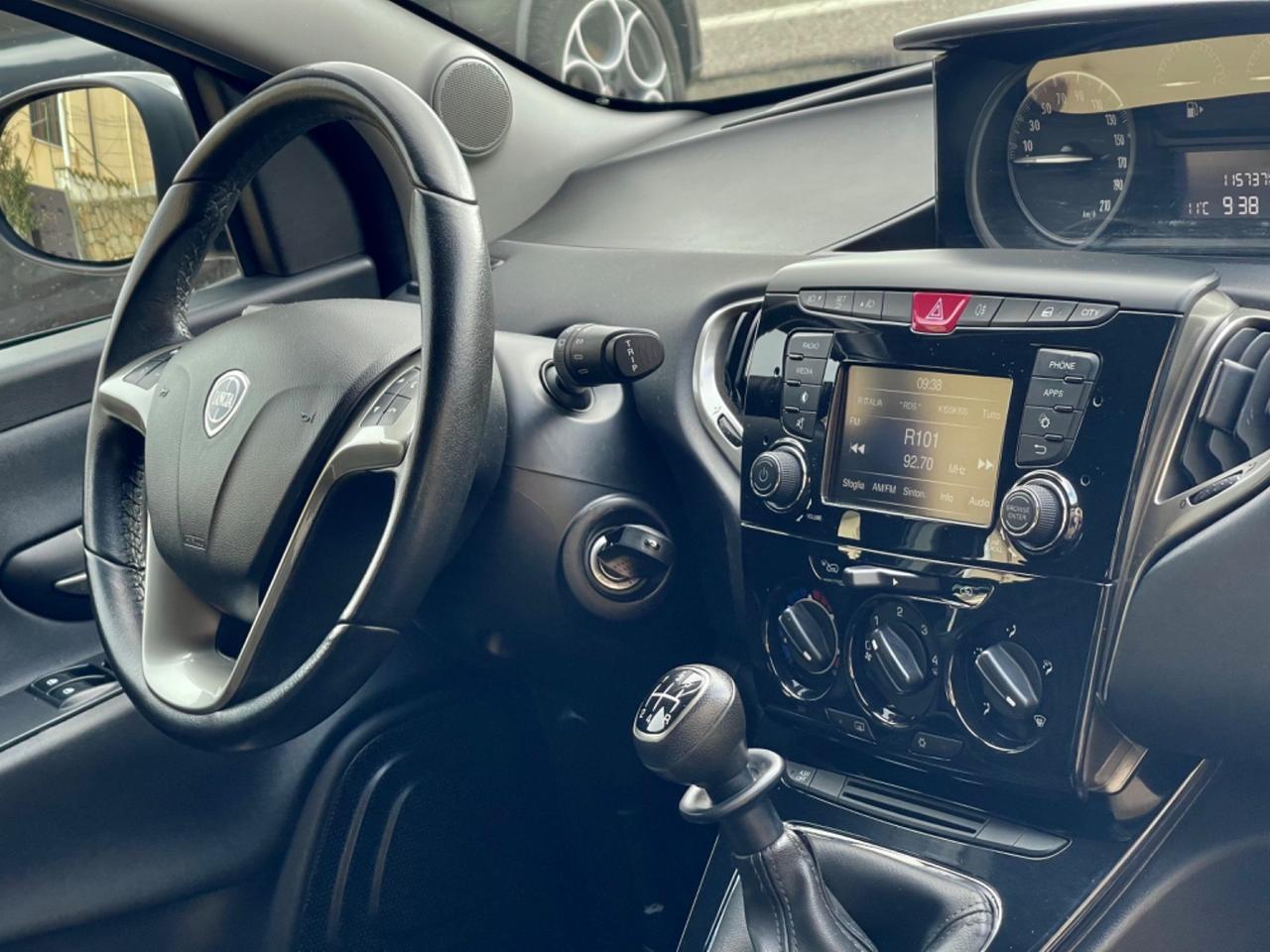 Lancia Ypsilon 1.2 69 CV 5 porte Elle