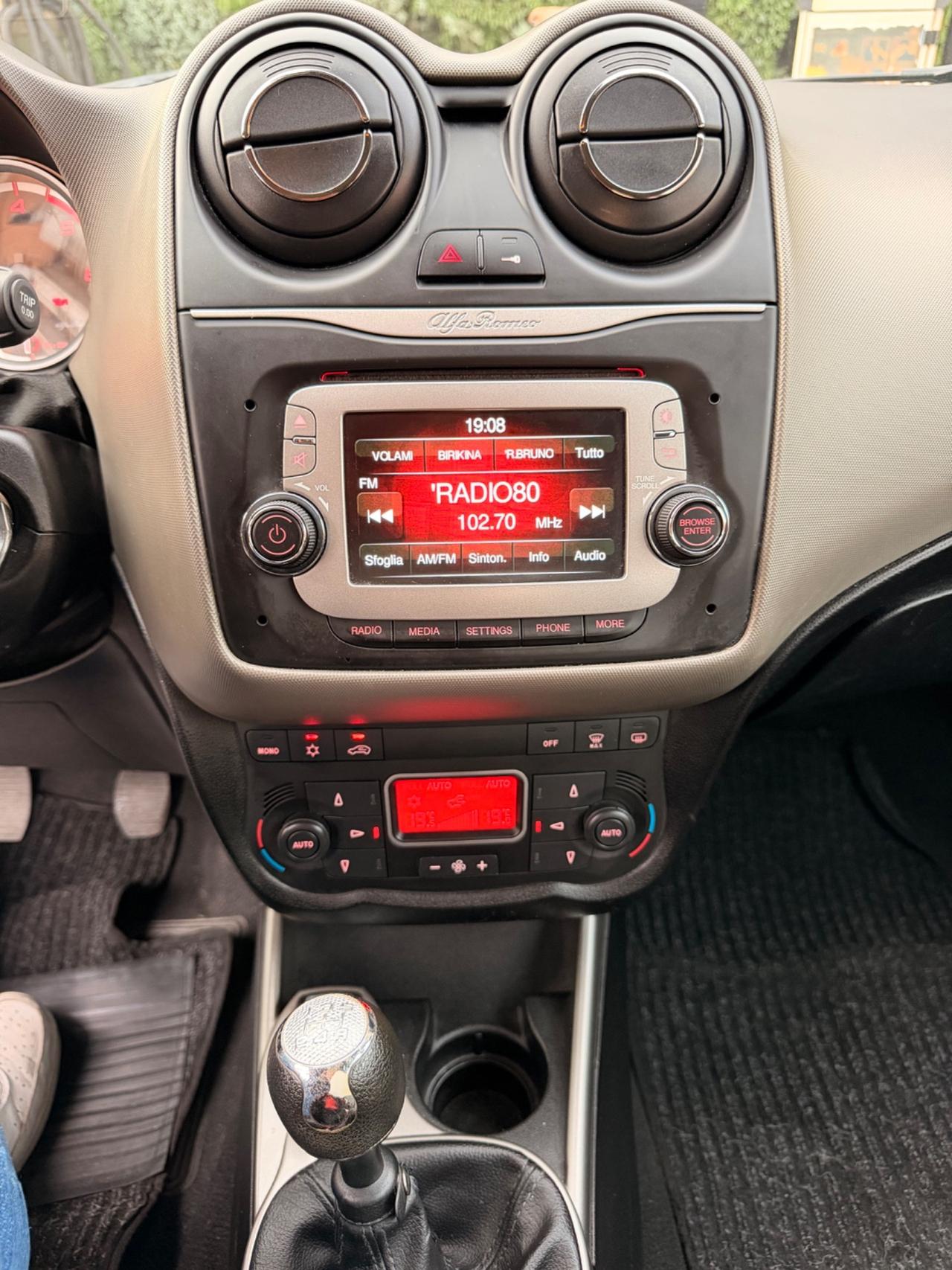 Alfa Romeo MiTo 1.3MJT NEOPATENTATI EURO5 2014