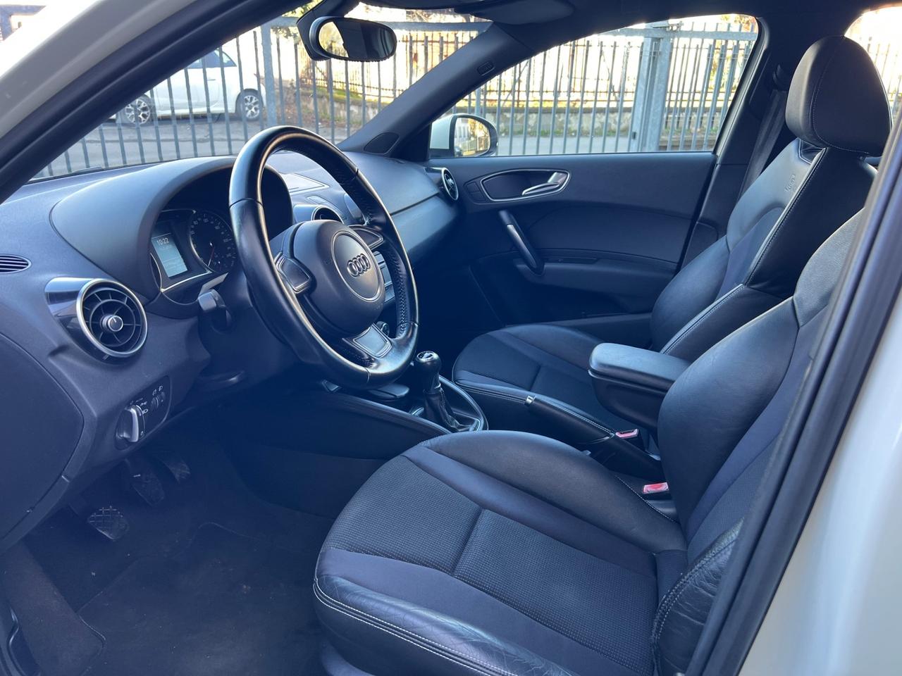 Audi A1 SPB 1.6 TDI SLINE