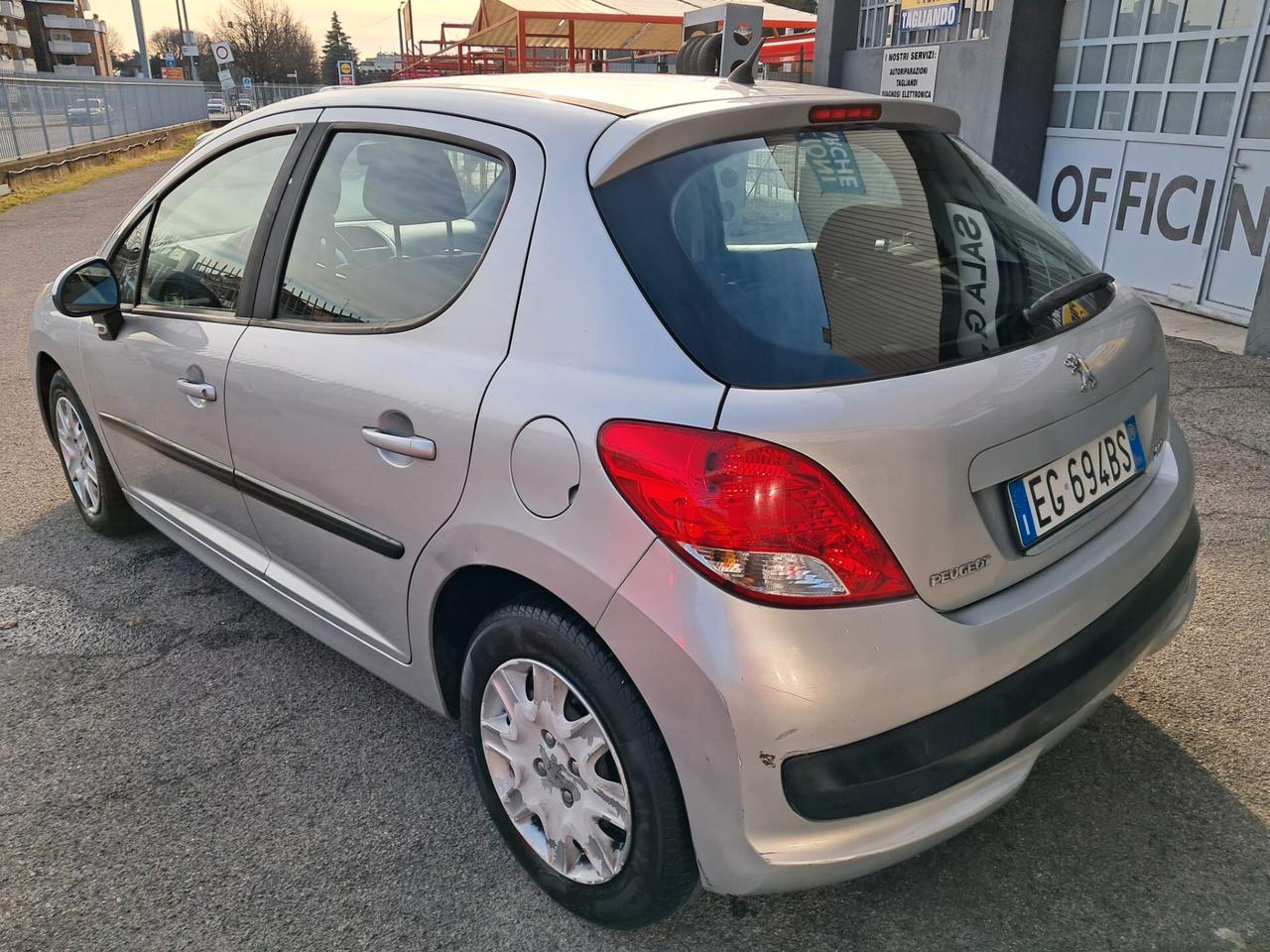 Peugeot 207 1.4 HDi 70CV FAP 5p. Mix