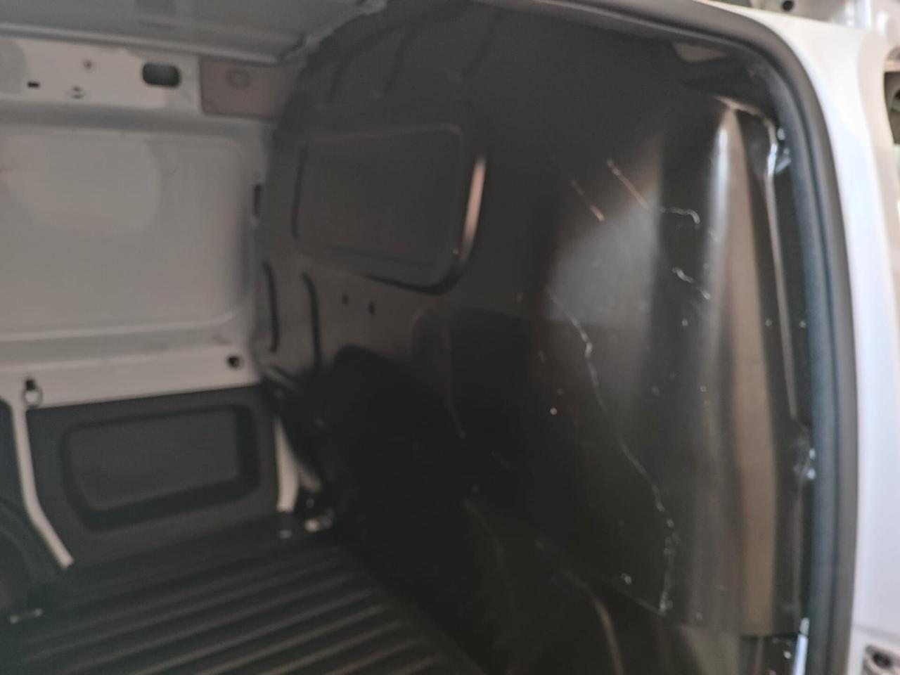 Nissan NV250 1.5 dci 95 cv L1 comfort Van