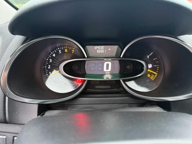 Renault Clio 1.2 75CV 5 porte Zen