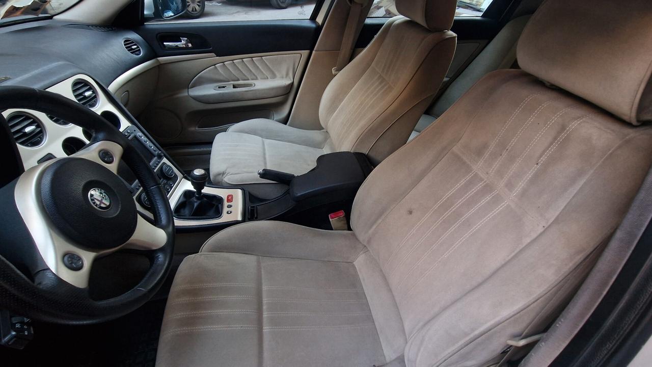 Alfa Romeo 159 1.9 JTDm 16V Progression