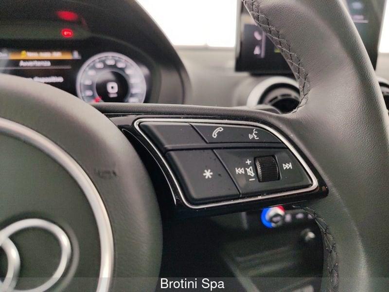 Audi Q2 2.0 30 TDI BUSINESS ADVANCED