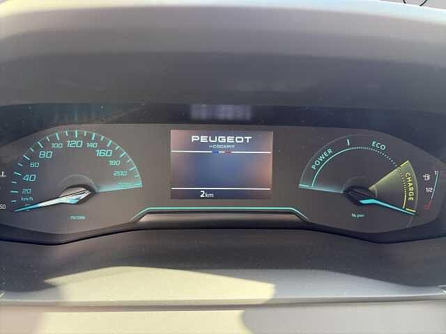 Peugeot 208 Hybrid 100 e-DCS6 Style
