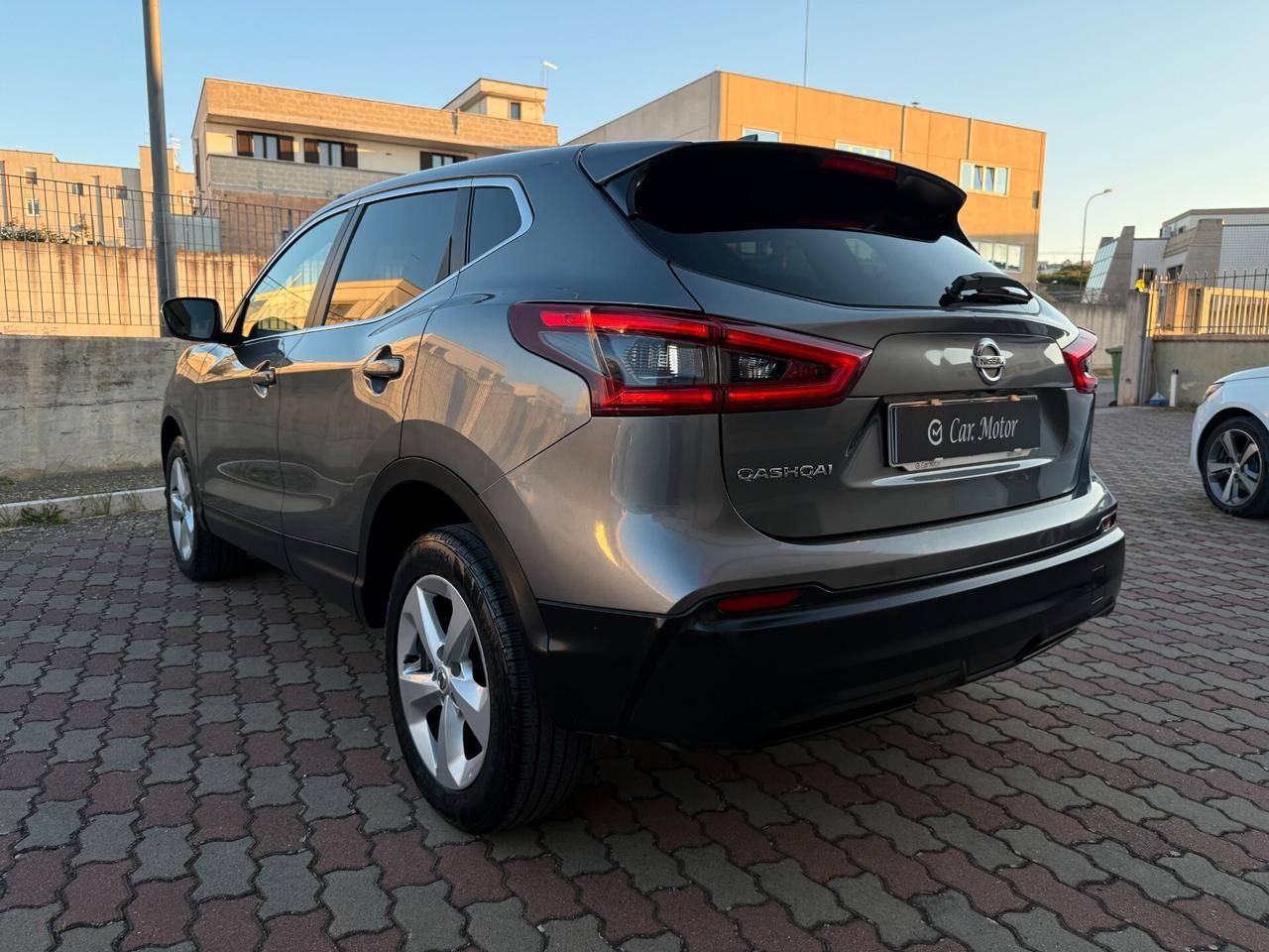 Nissan Qashqai 1.5 dCi Business RetroCam Navi Led