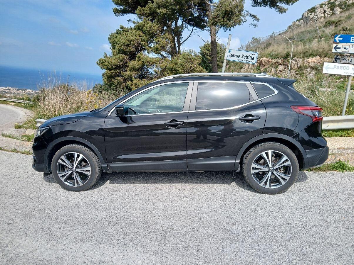 Nissan Qashqai 1.5 dCi N-Connecta