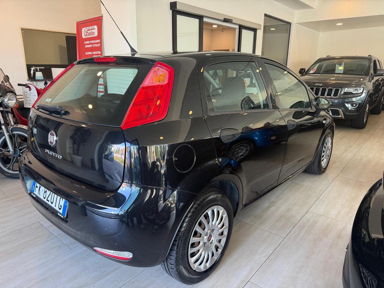 Fiat Punto 1.3 MJT II S&S 95 CV 5 porte Street